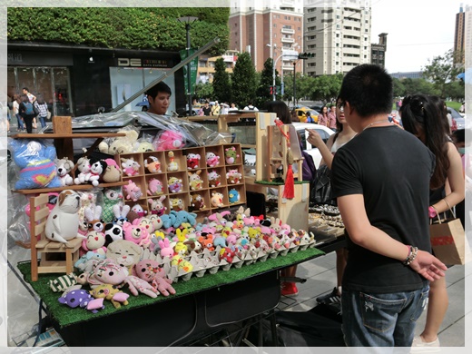 逢甲民宿,台中日租套房推薦,日租套房住宿,台中,逢甲,民宿,日租,推薦,台中逢甲民宿,台中逢甲夜市,日租套房,台中逢甲,台中住宿推薦,台中逢甲旅遊,台中住宿,台中民宿,逢甲夜市,近逢甲商圈,台中西屯,台中平價住宿